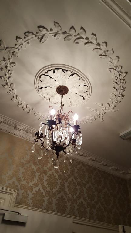 Finnegans Hostel And B&B Accommodation Тралий Екстериор снимка