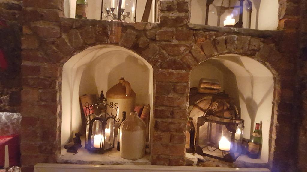 Finnegans Hostel And B&B Accommodation Тралий Екстериор снимка